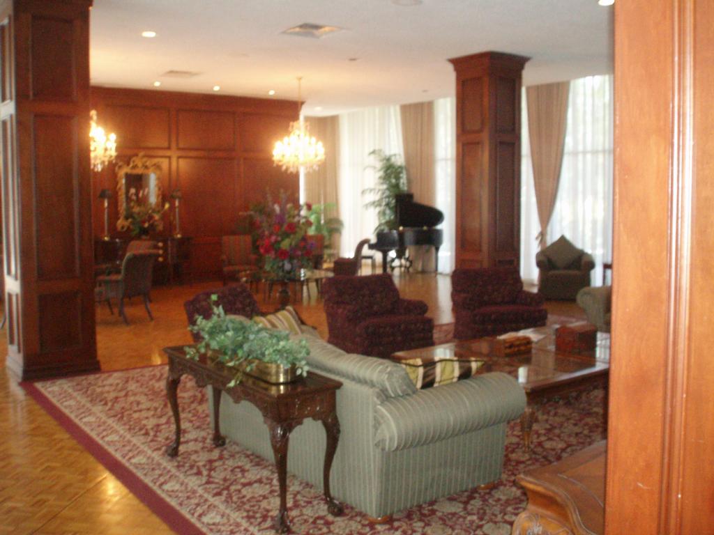 River Oaks High Rise Houston TX 77027 8006149487 Apartments